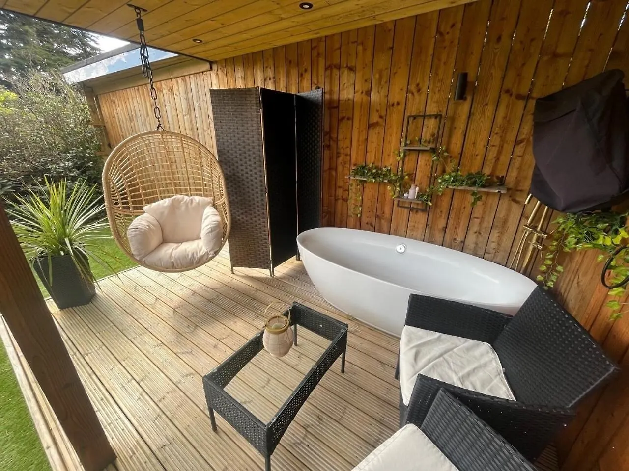 Little Paddock Villa Ringwood Lodge